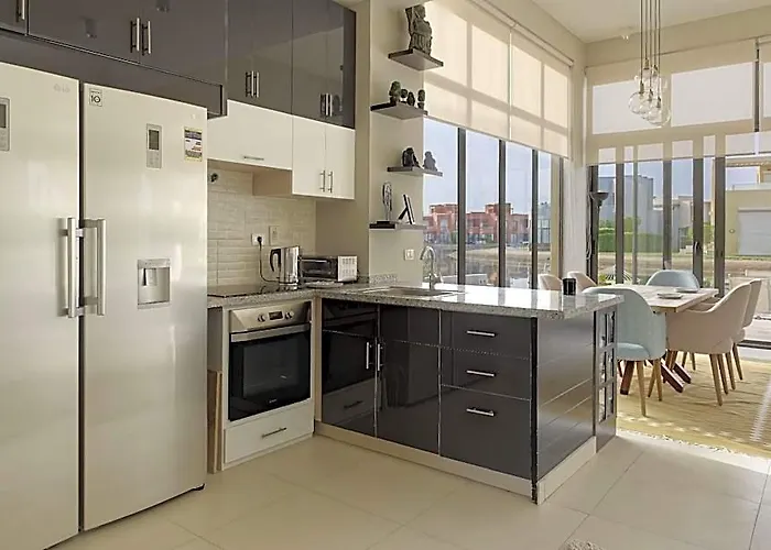 Vesta - Luxury - 4br - Tawila *