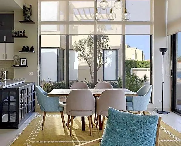 Vesta - Luxury - 4br - Tawila *